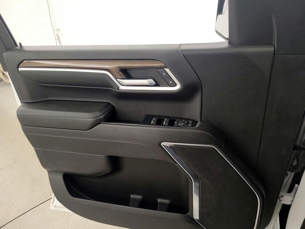 used 2022 Chevrolet Silverado 1500 car, priced at $34,998