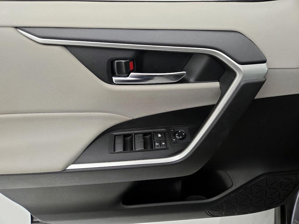 used 2021 Toyota RAV4 Hybrid car, priced at $32,998