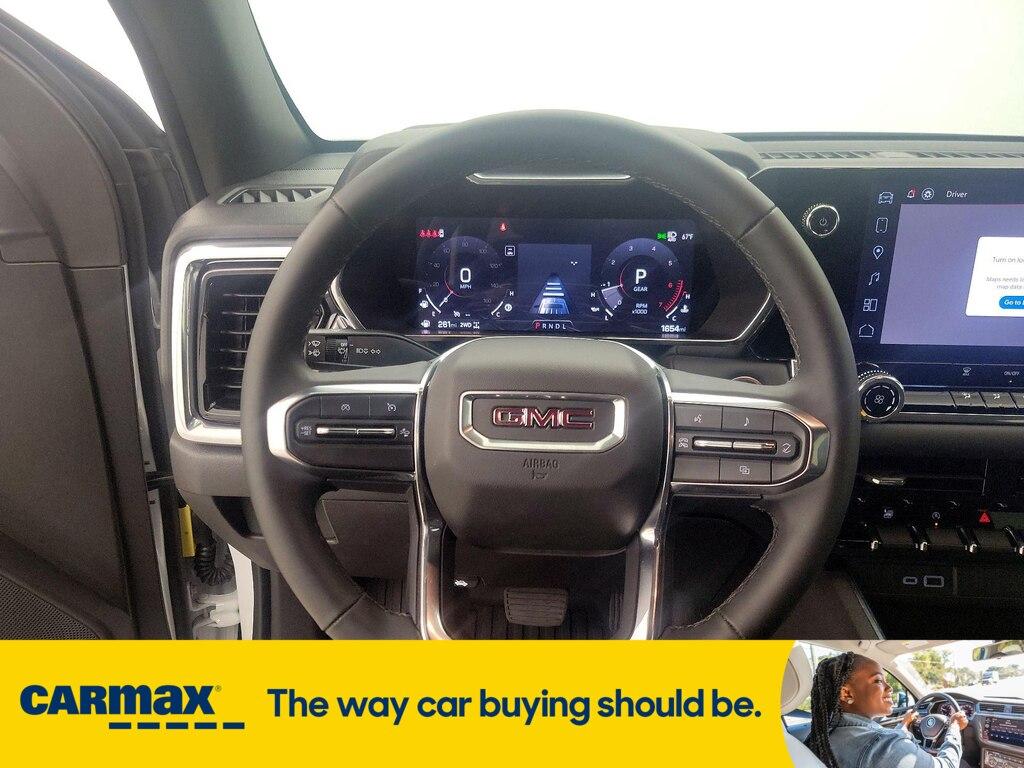 used 2024 GMC Canyon car, priced at $39,998