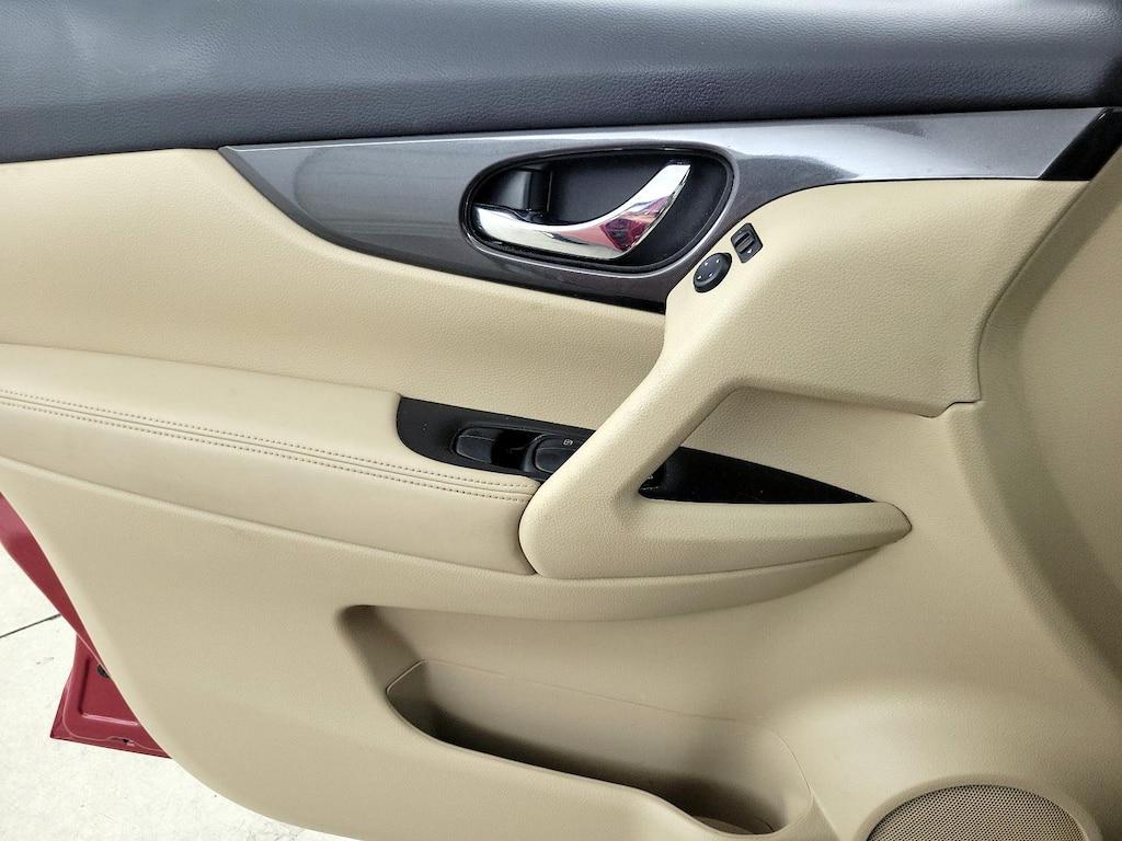 used 2017 Nissan Rogue car, priced at $14,998