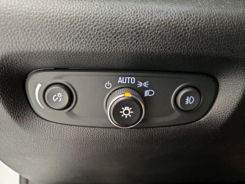 used 2020 Chevrolet Traverse car, priced at $28,998