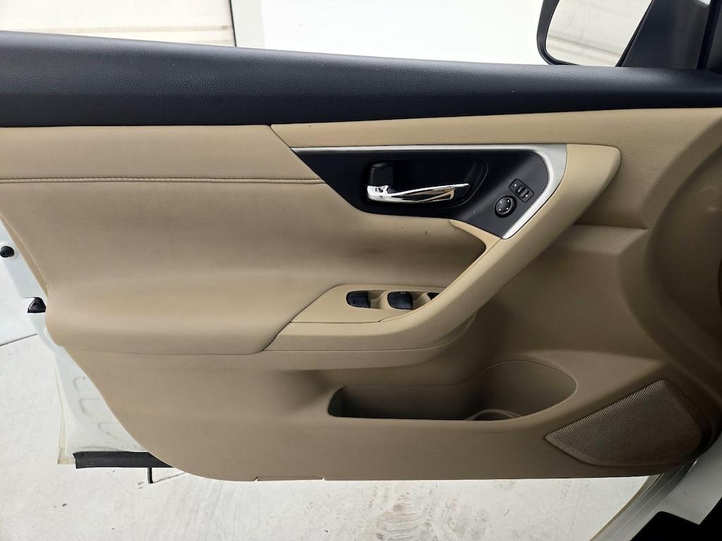 used 2015 Nissan Altima car, priced at $12,998