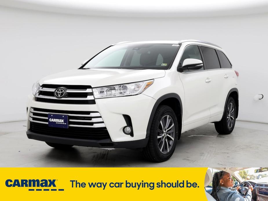 used 2017 Toyota Highlander car, priced at $27,998