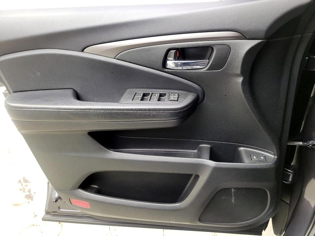 used 2018 Honda Pilot car, priced at $24,998