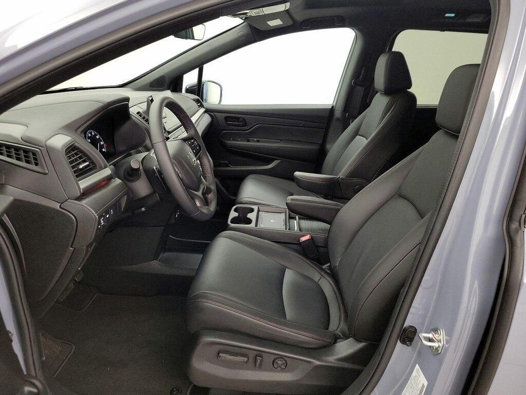 used 2025 Honda Odyssey car, priced at $45,998