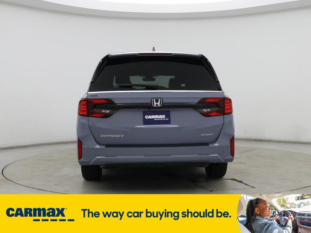 used 2025 Honda Odyssey car, priced at $45,998