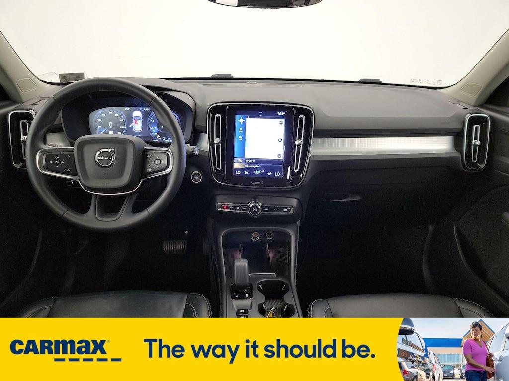 used 2022 Volvo XC40 car, priced at $25,998