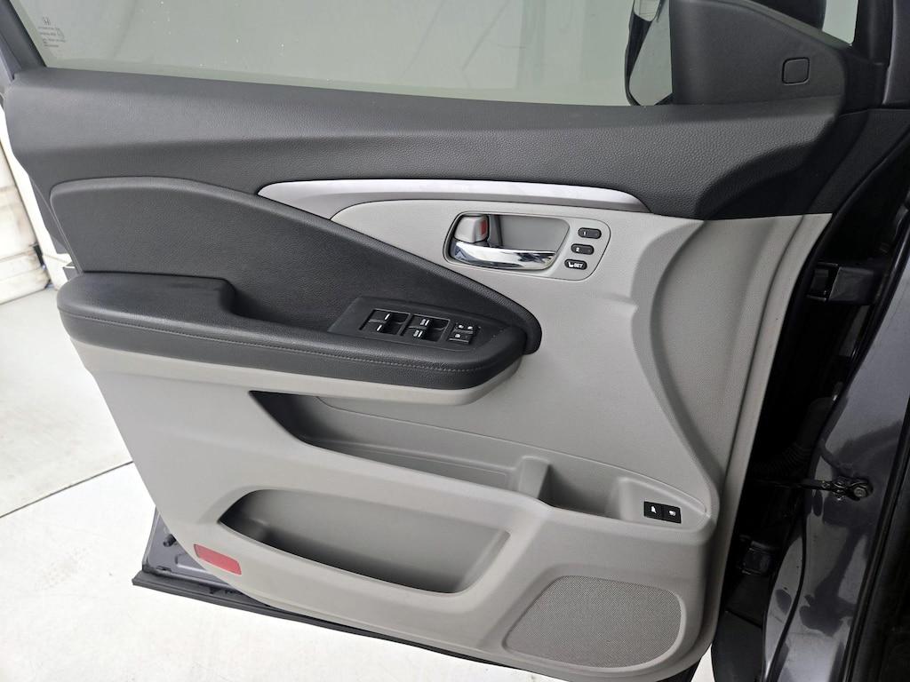 used 2021 Honda Pilot car, priced at $31,998