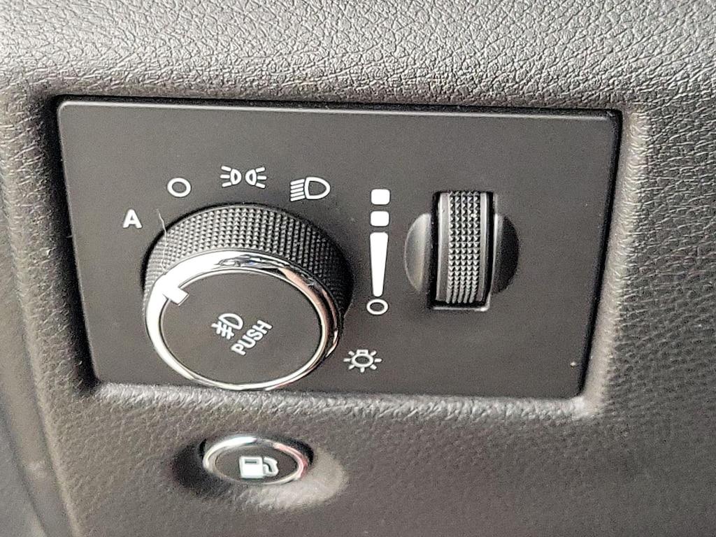 used 2019 Jeep Grand Cherokee car, priced at $23,998