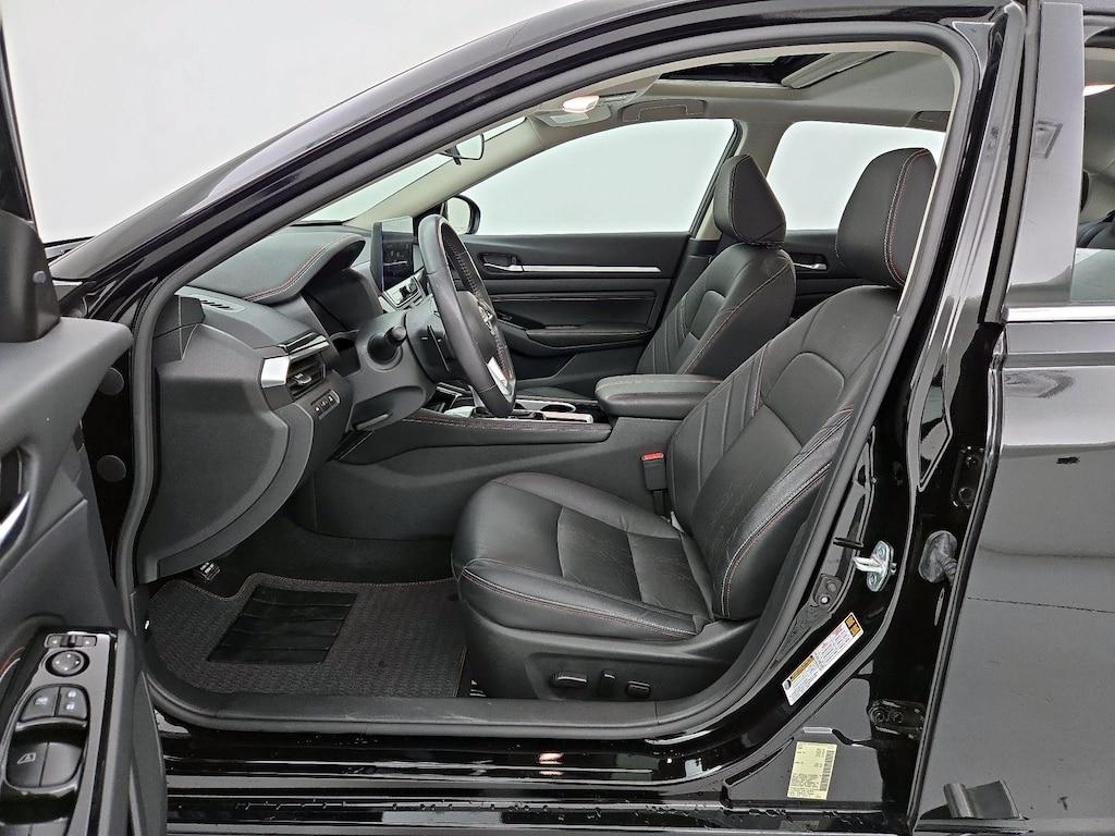 used 2023 Nissan Altima car, priced at $27,998