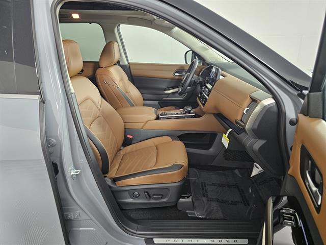 new 2025 Nissan Pathfinder car, priced at $48,500