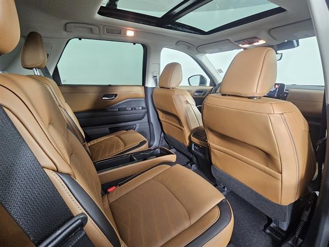 new 2025 Nissan Pathfinder car, priced at $48,500