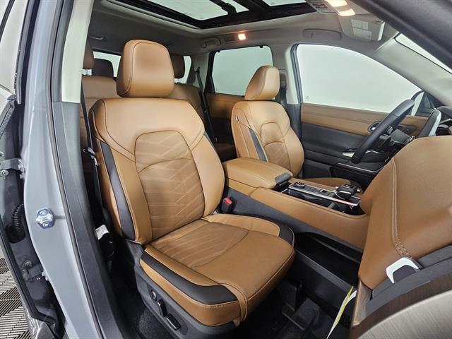 new 2025 Nissan Pathfinder car, priced at $48,500