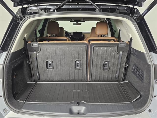 new 2025 Nissan Pathfinder car, priced at $48,500