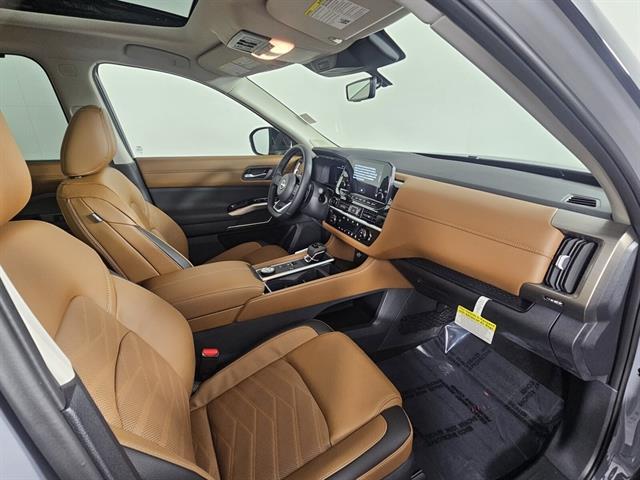 new 2025 Nissan Pathfinder car, priced at $48,500