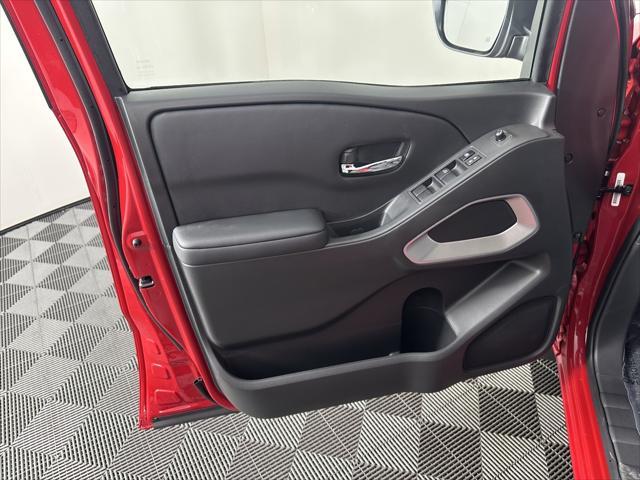 new 2025 Nissan Frontier car, priced at $41,999