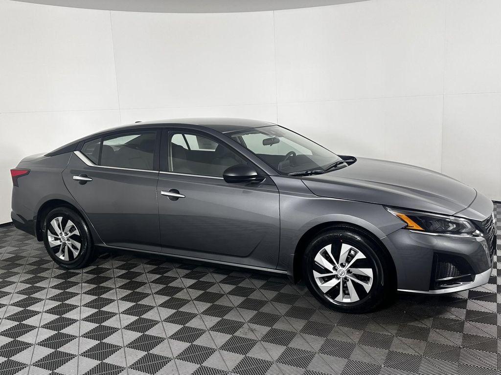 new 2025 Nissan Altima car, priced at $25,800