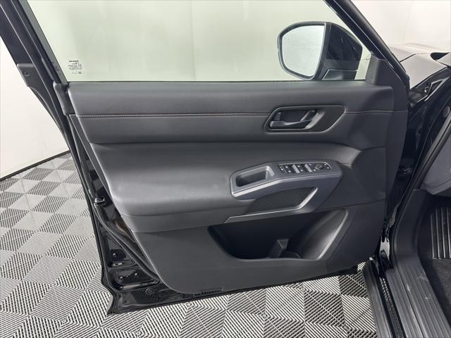 new 2025 Nissan Pathfinder car, priced at $44,505