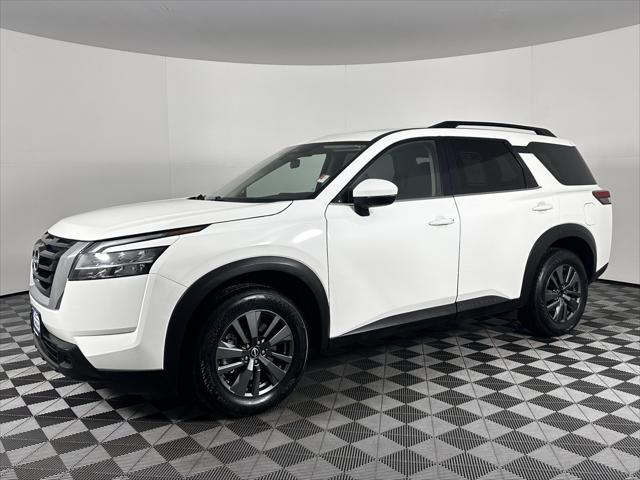 used 2022 Nissan Pathfinder car, priced at $29,999