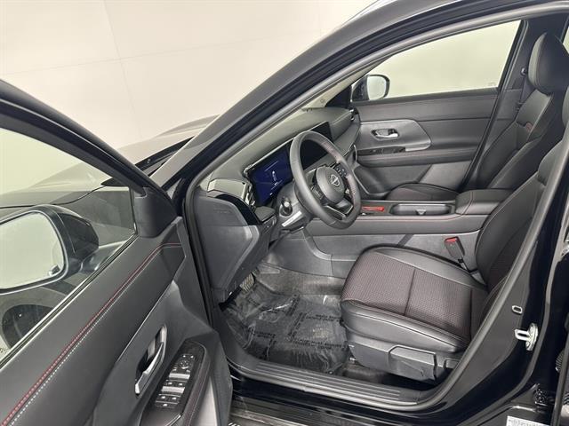 new 2025 Nissan Kicks car, priced at $27,885