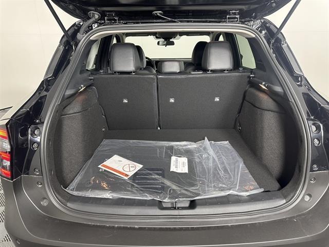 new 2025 Nissan Kicks car, priced at $27,885