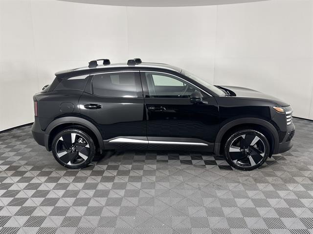 new 2025 Nissan Kicks car, priced at $27,885