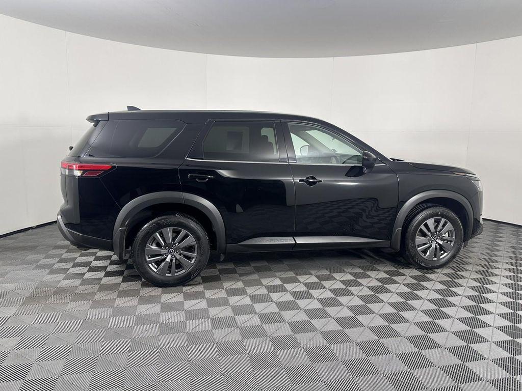 used 2024 Nissan Pathfinder car, priced at $28,999