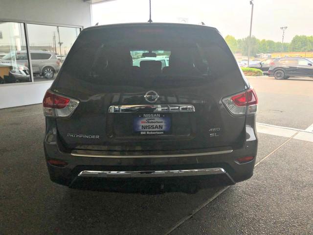 used 2016 Nissan Pathfinder car