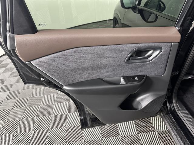 used 2023 Nissan Rogue car, priced at $21,999