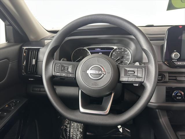 new 2025 Nissan Pathfinder car, priced at $36,860