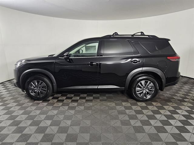 new 2025 Nissan Pathfinder car, priced at $37,375