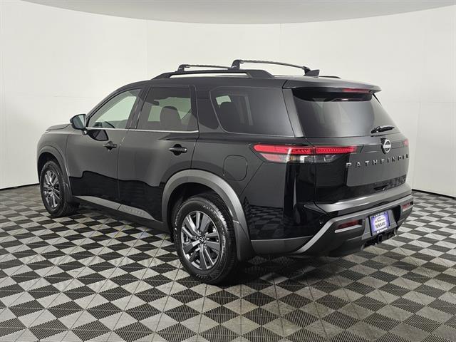 new 2025 Nissan Pathfinder car, priced at $37,865