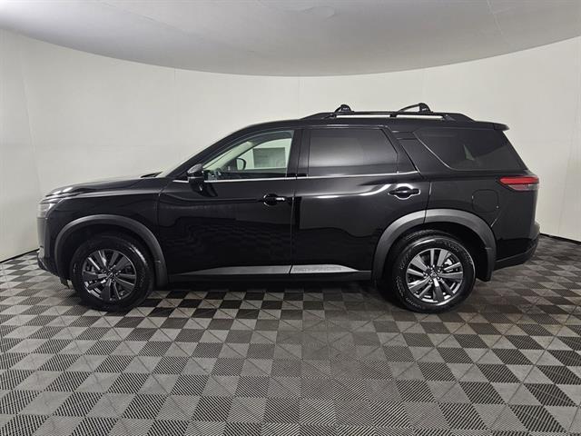 new 2025 Nissan Pathfinder car, priced at $37,865