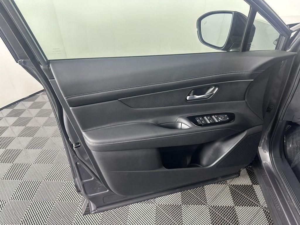 new 2025 Nissan Murano car, priced at $41,895