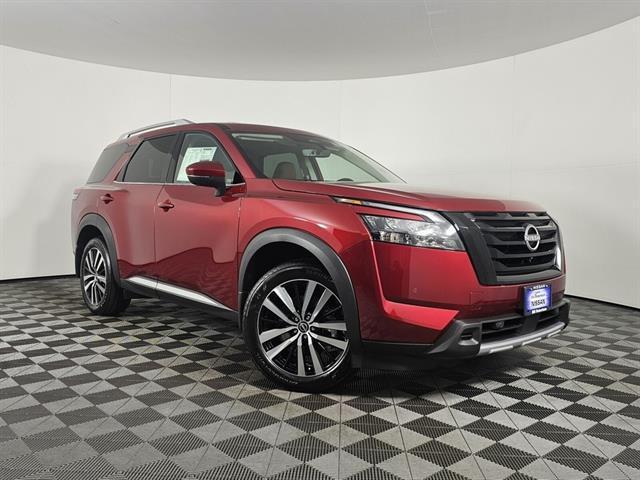 new 2025 Nissan Pathfinder car, priced at $47,020