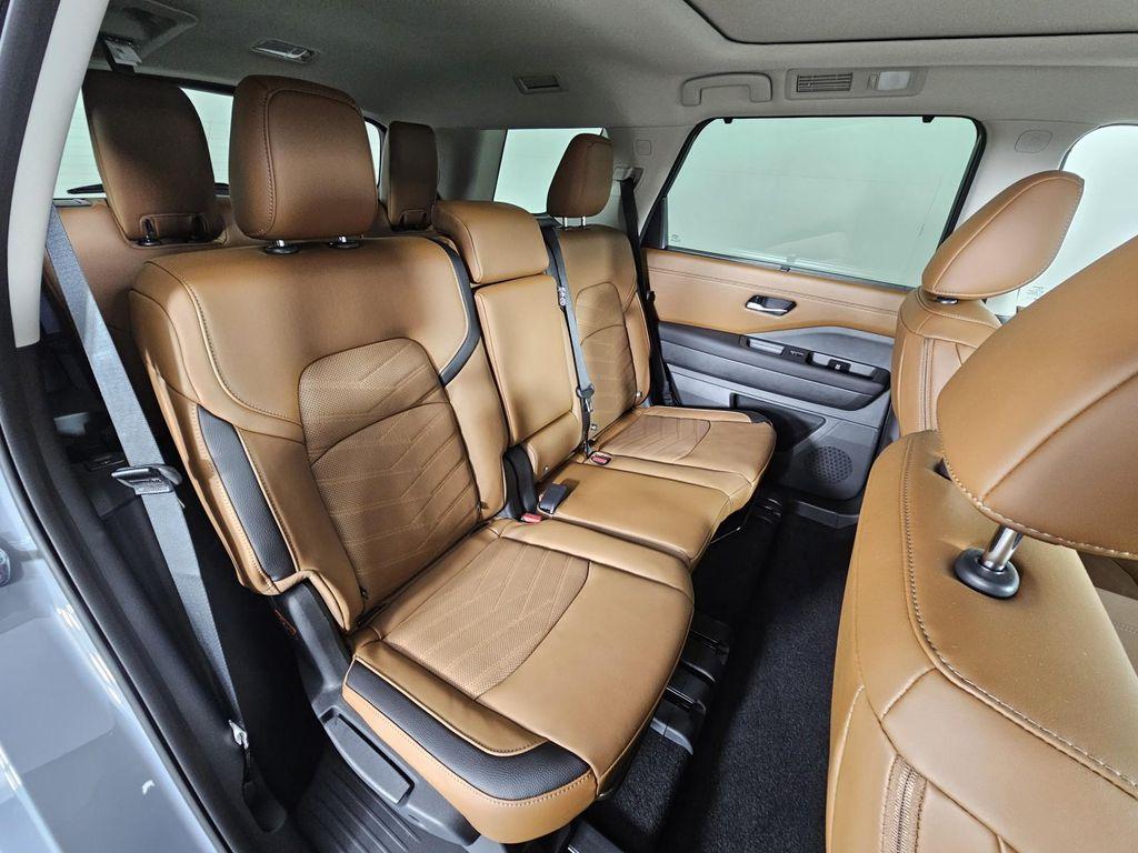 new 2025 Nissan Pathfinder car, priced at $50,845