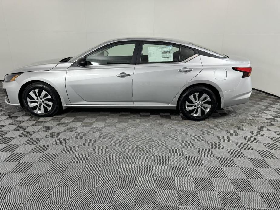 new 2024 Nissan Altima car, priced at $27,500