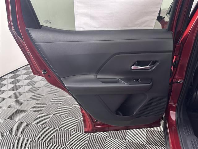 new 2025 Nissan Kicks car, priced at $28,999