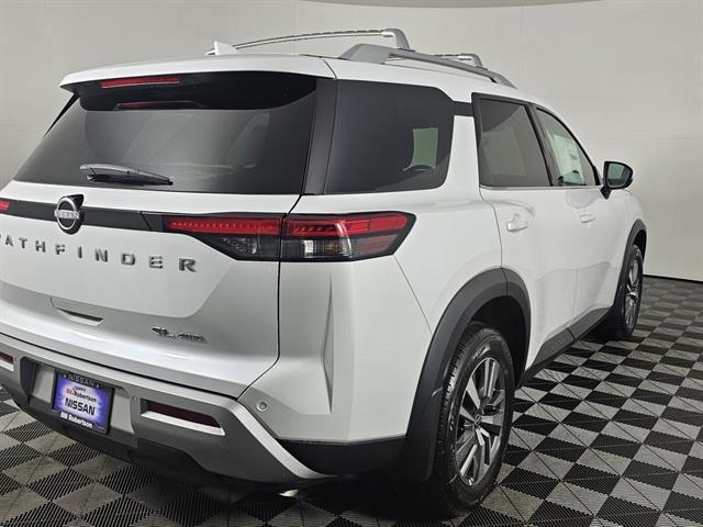 new 2025 Nissan Pathfinder car, priced at $39,925