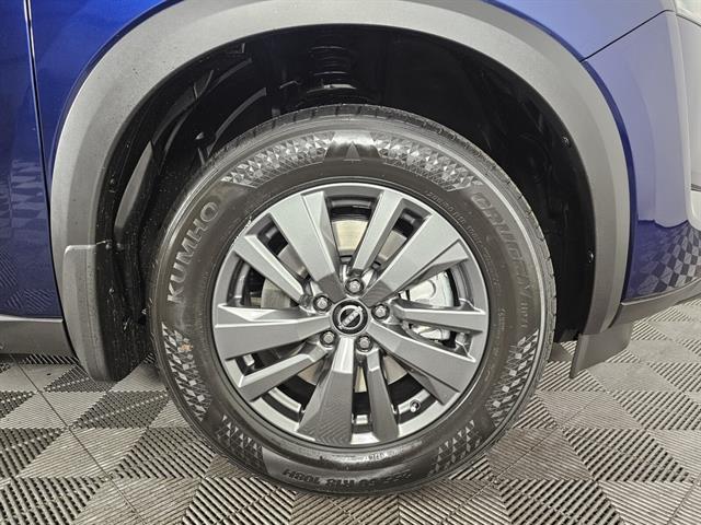 new 2025 Nissan Pathfinder car, priced at $34,890