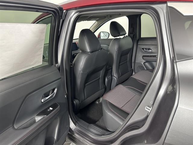 new 2025 Nissan Kicks car, priced at $29,020