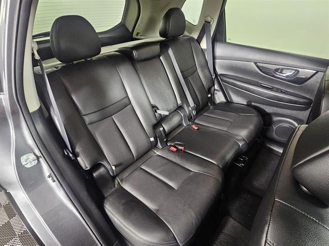 used 2017 Nissan Rogue car, priced at $15,999