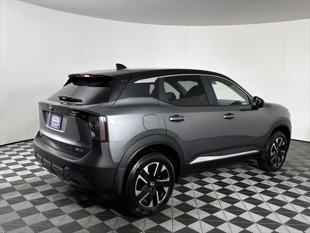 new 2025 Nissan Kicks car, priced at $28,999