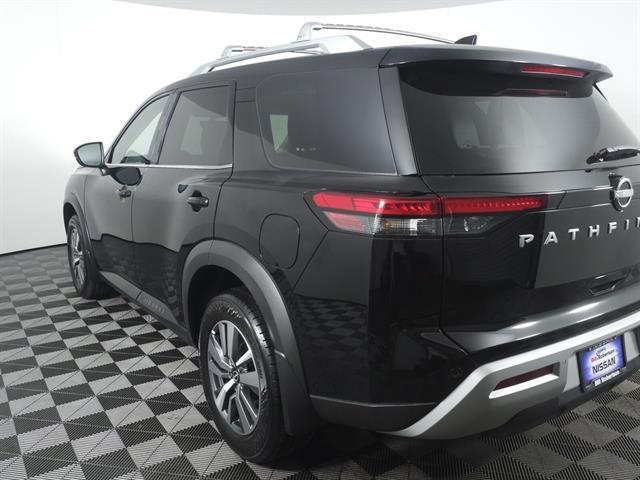 new 2025 Nissan Pathfinder car, priced at $39,475