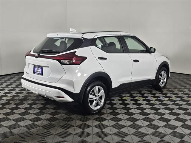 new 2025 Nissan Kicks car, priced at $23,365