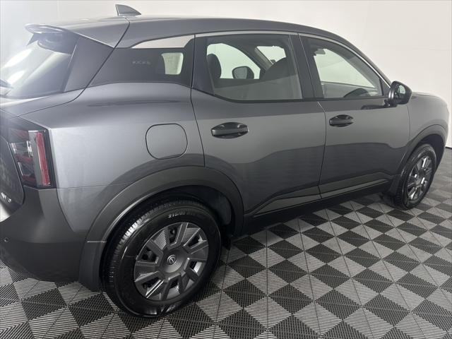 new 2025 Nissan Kicks car, priced at $28,999