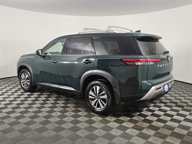 new 2025 Nissan Pathfinder car, priced at $40,295