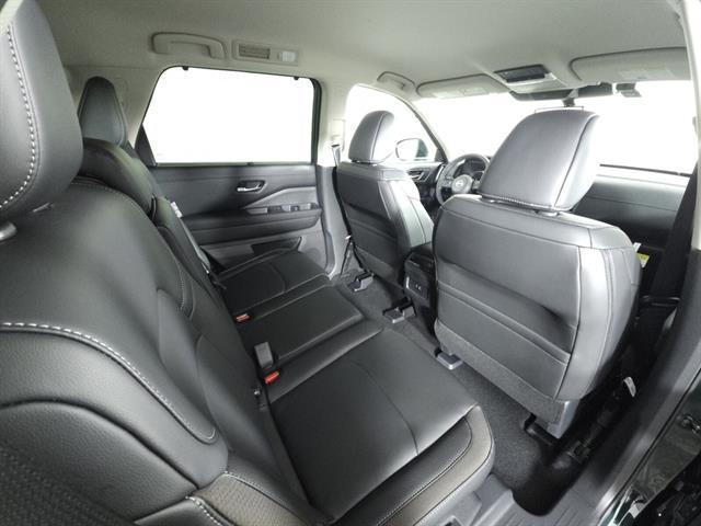 new 2025 Nissan Pathfinder car, priced at $40,295