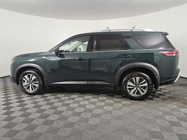 new 2025 Nissan Pathfinder car, priced at $40,295