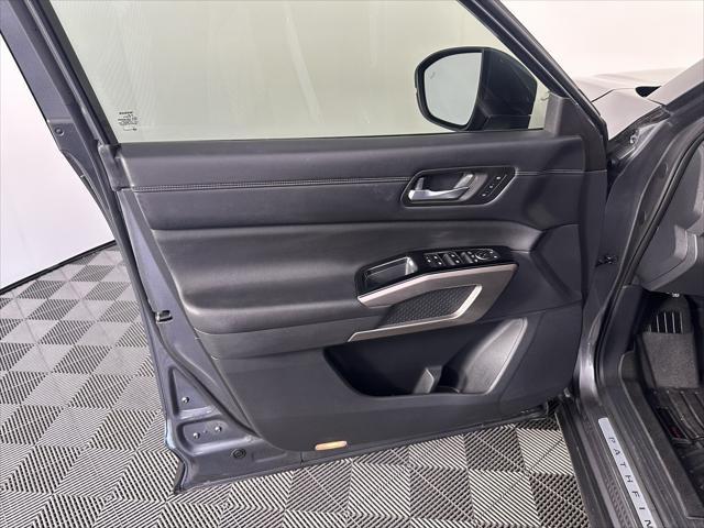 used 2022 Nissan Pathfinder car, priced at $34,999